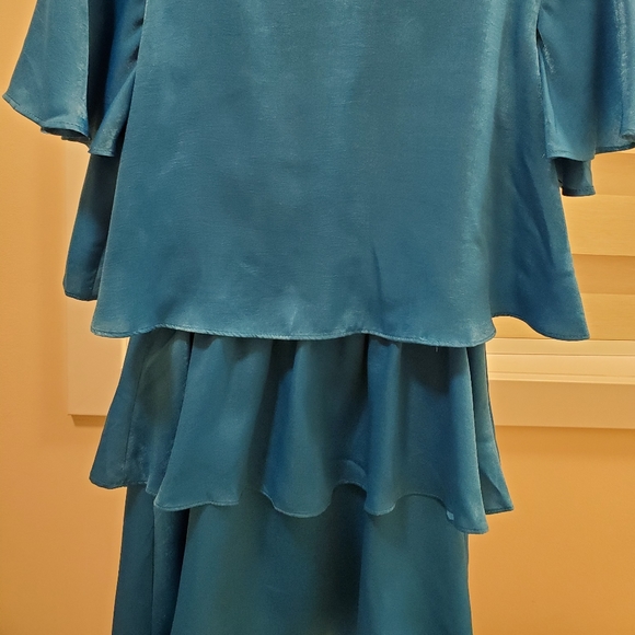 Short Dress - Picture 2 of 6